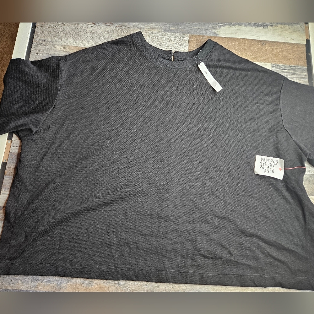 Asos Edition Curve 2XL Black Tunic Style Tshirt Keyhole Back Black NEW